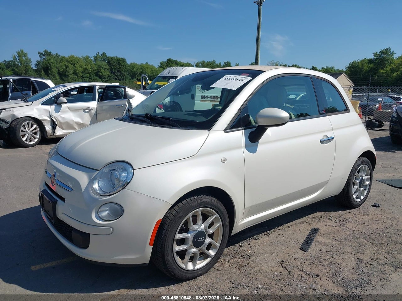 2015 FIAT 500C POP · 2/11