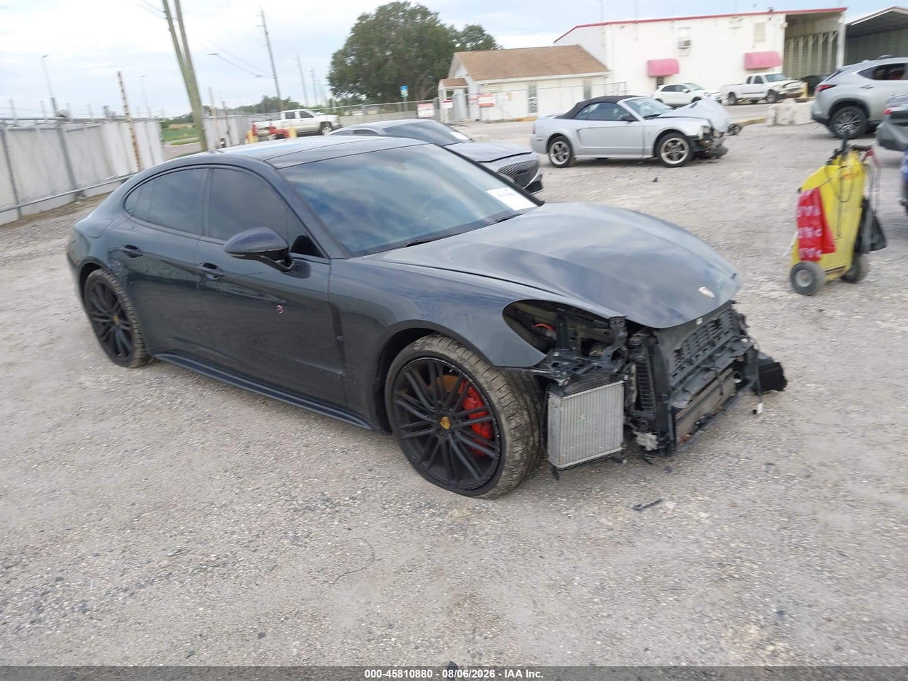 2018 PORSCHE PANAMERA 4S