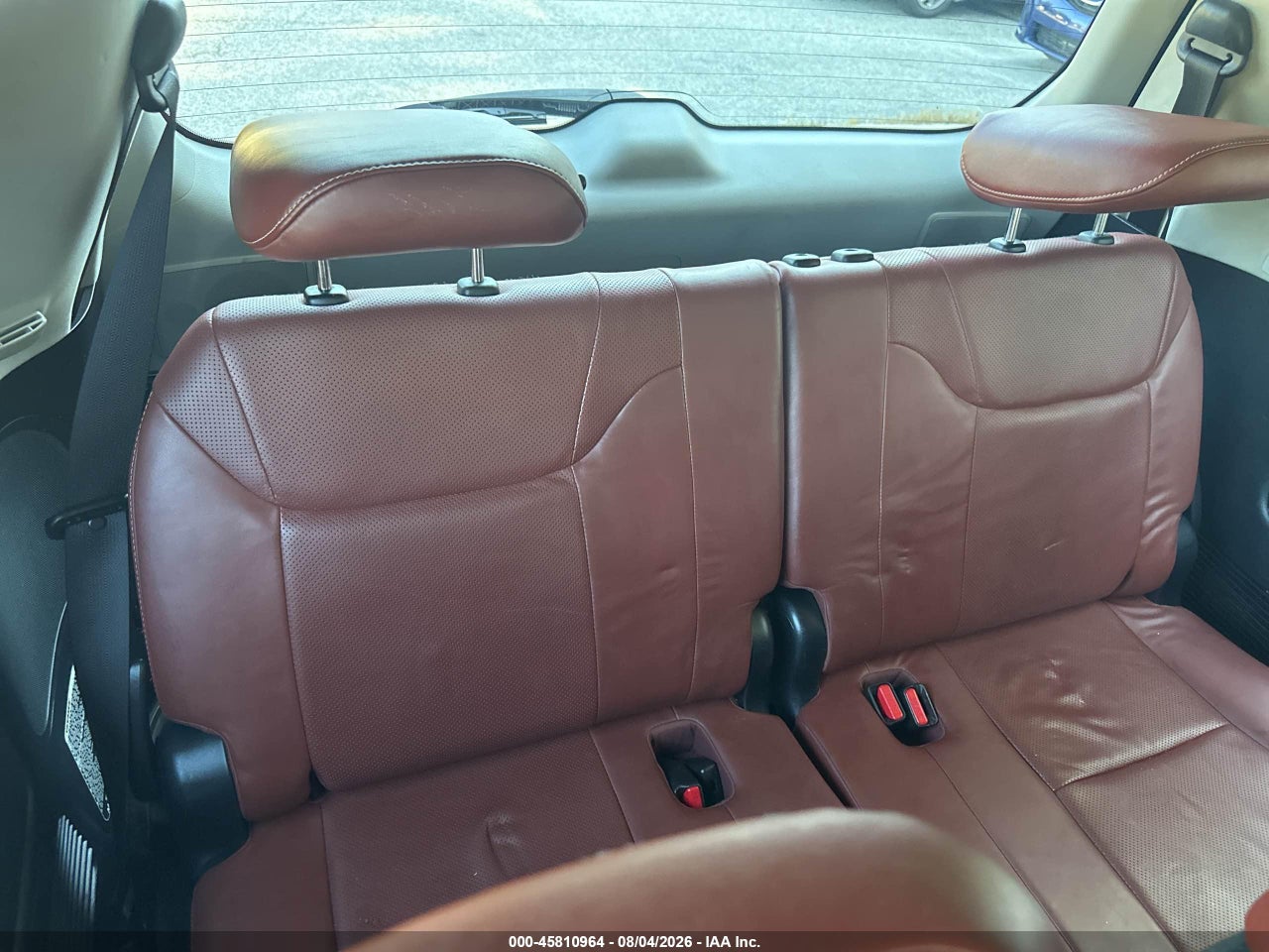 2018 LEXUS LX 570 THREE-ROW · 6/10