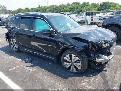 W1N9M0KB8RN****** · 2024 MERCEDES-BENZ EQB 300 SUV 4MATIC