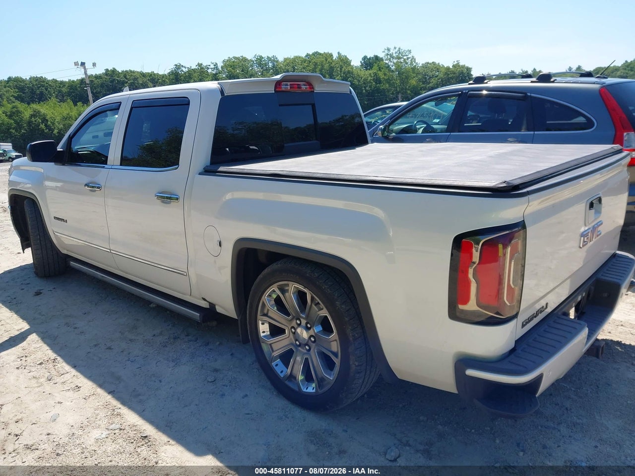 2017 GMC SIERRA 1500 DENALI · 3/11