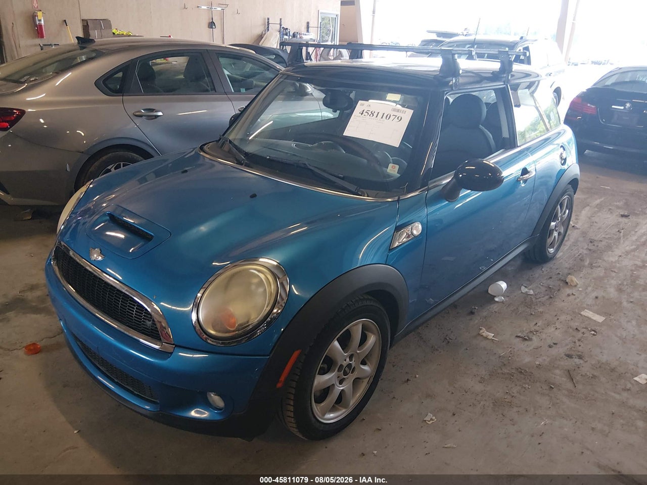 2009 MINI COOPER S · 2/11