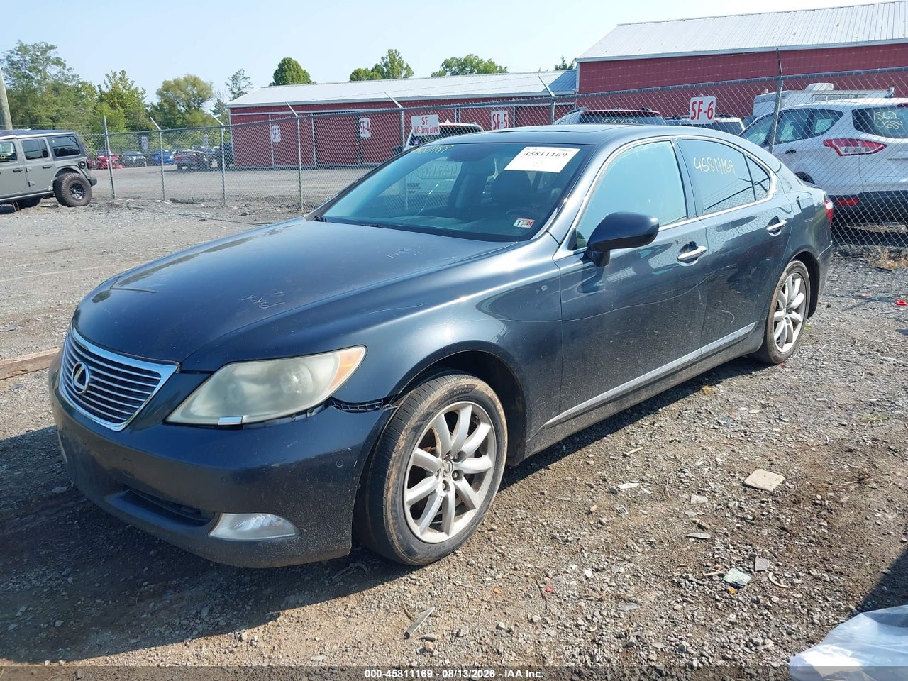 2009 LEXUS LS 460 · 2/10