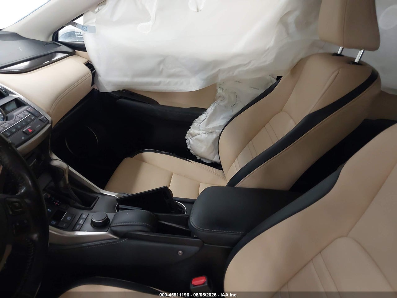 2016 LEXUS NX 200T · 5/11