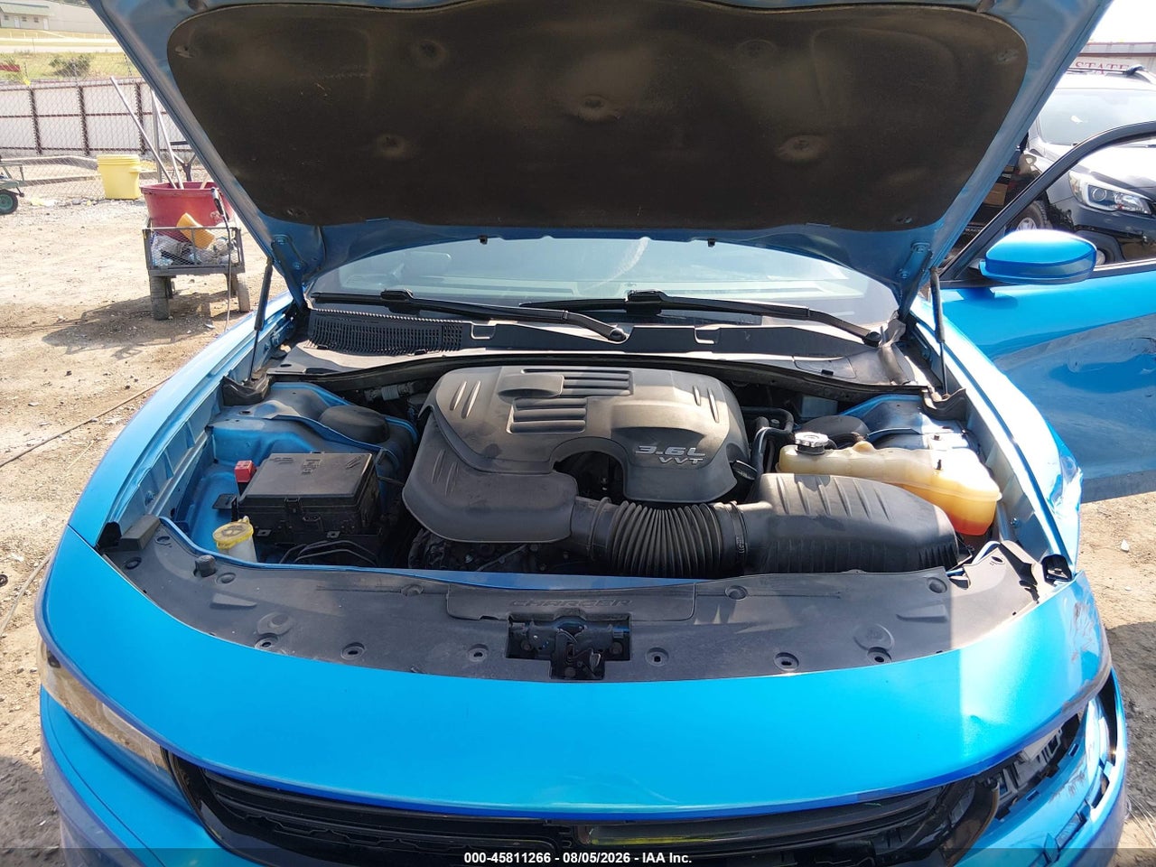 2019 DODGE CHARGER SXT RWD · 10/11