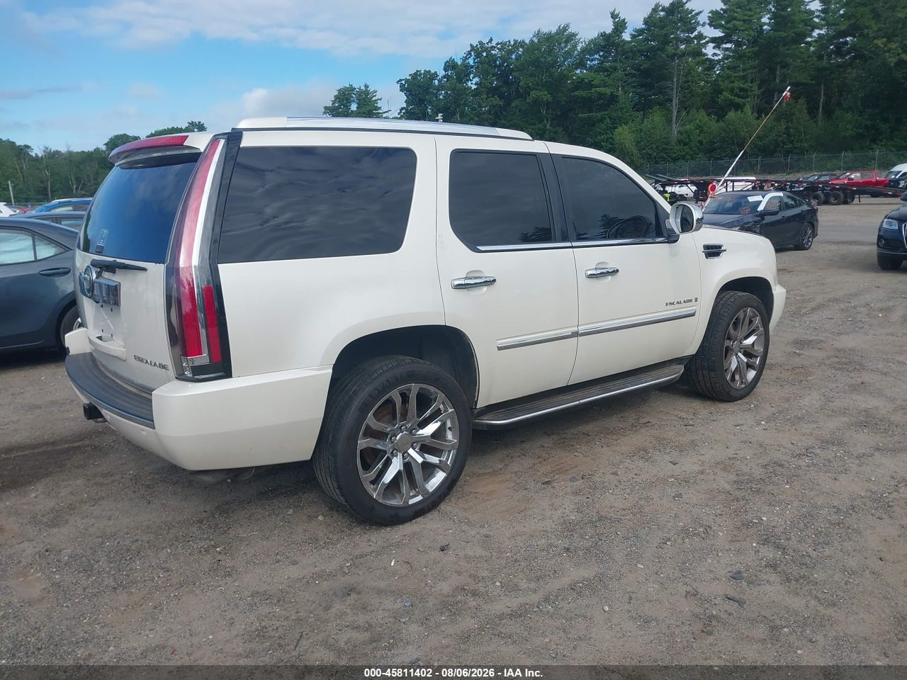 2008 CADILLAC ESCALADE · 4/11