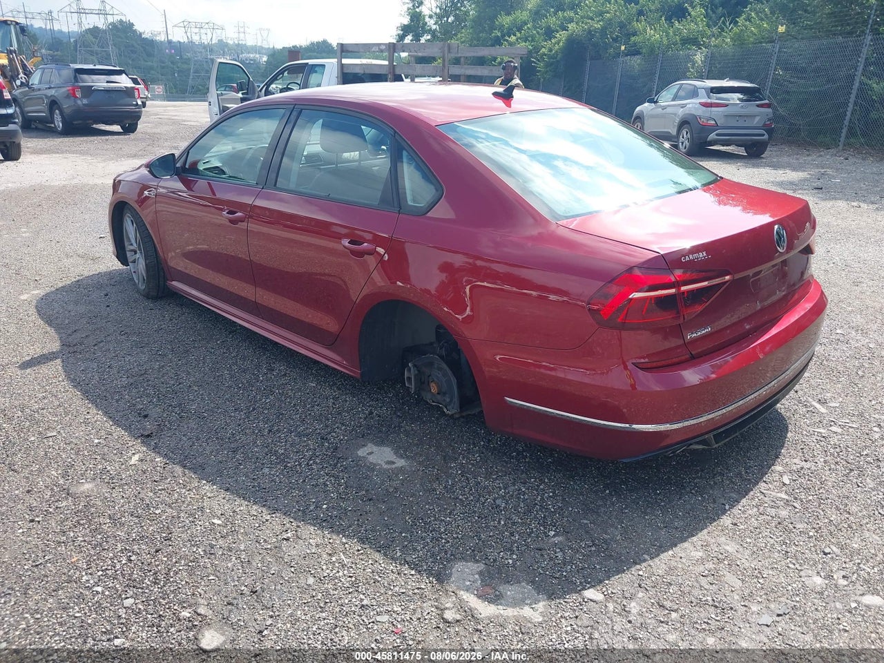 2018 VOLKSWAGEN PASSAT 2.0T R-LINE/2.0T S · 3/11