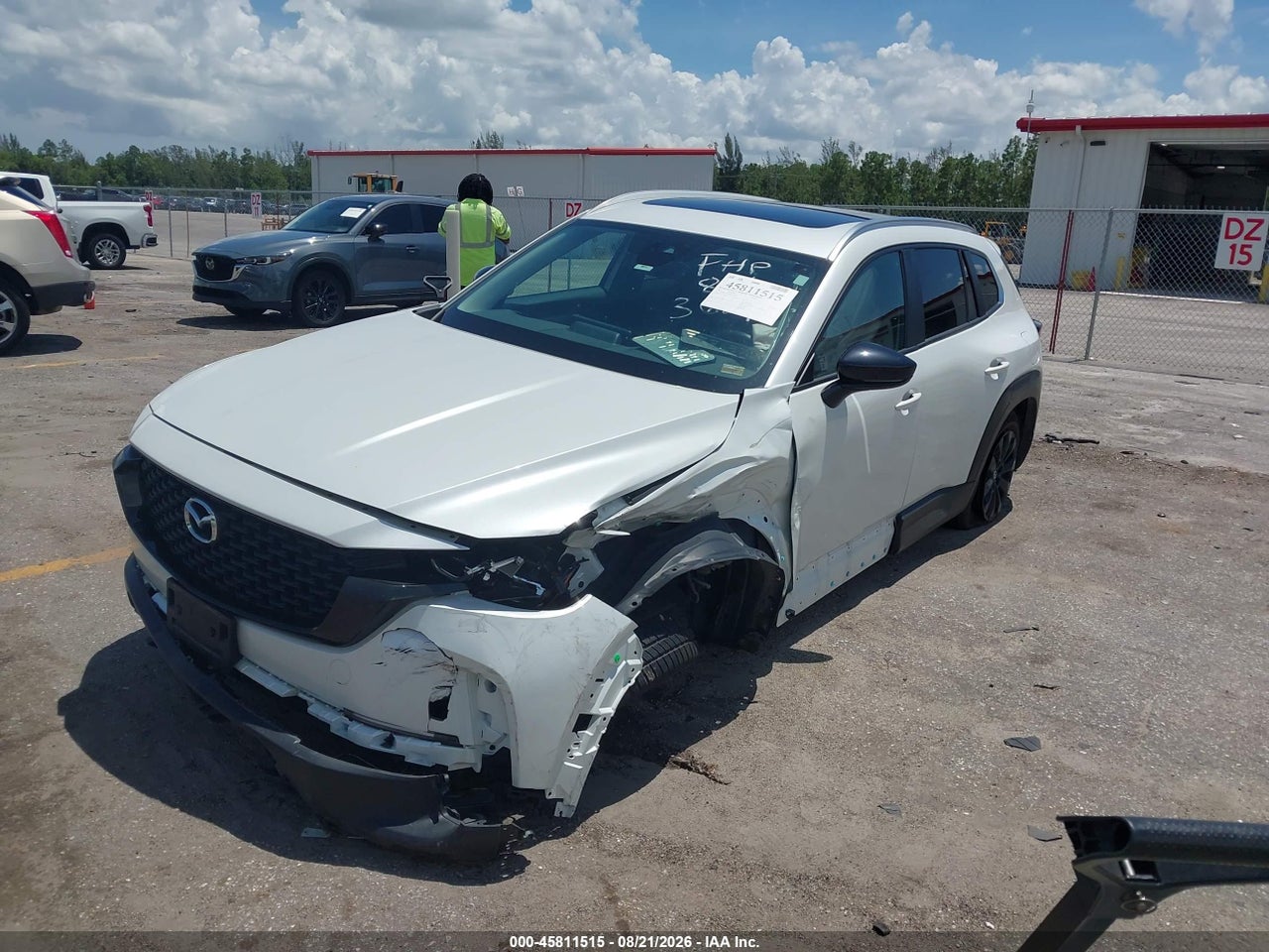 2023 MAZDA CX-50 2.5 S PREFERRED PLUS · 2/11
