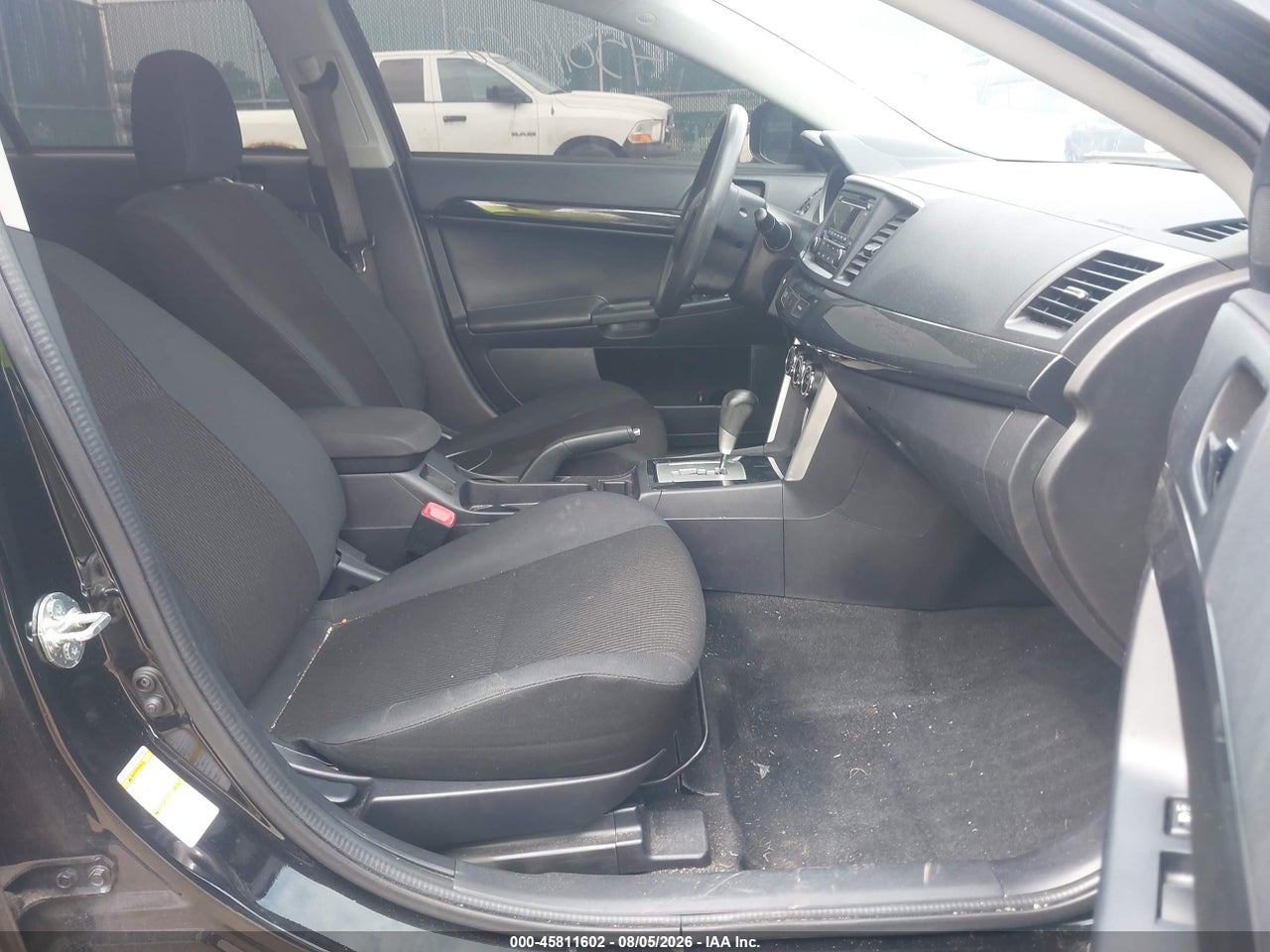 2016 MITSUBISHI LANCER ES · 5/11