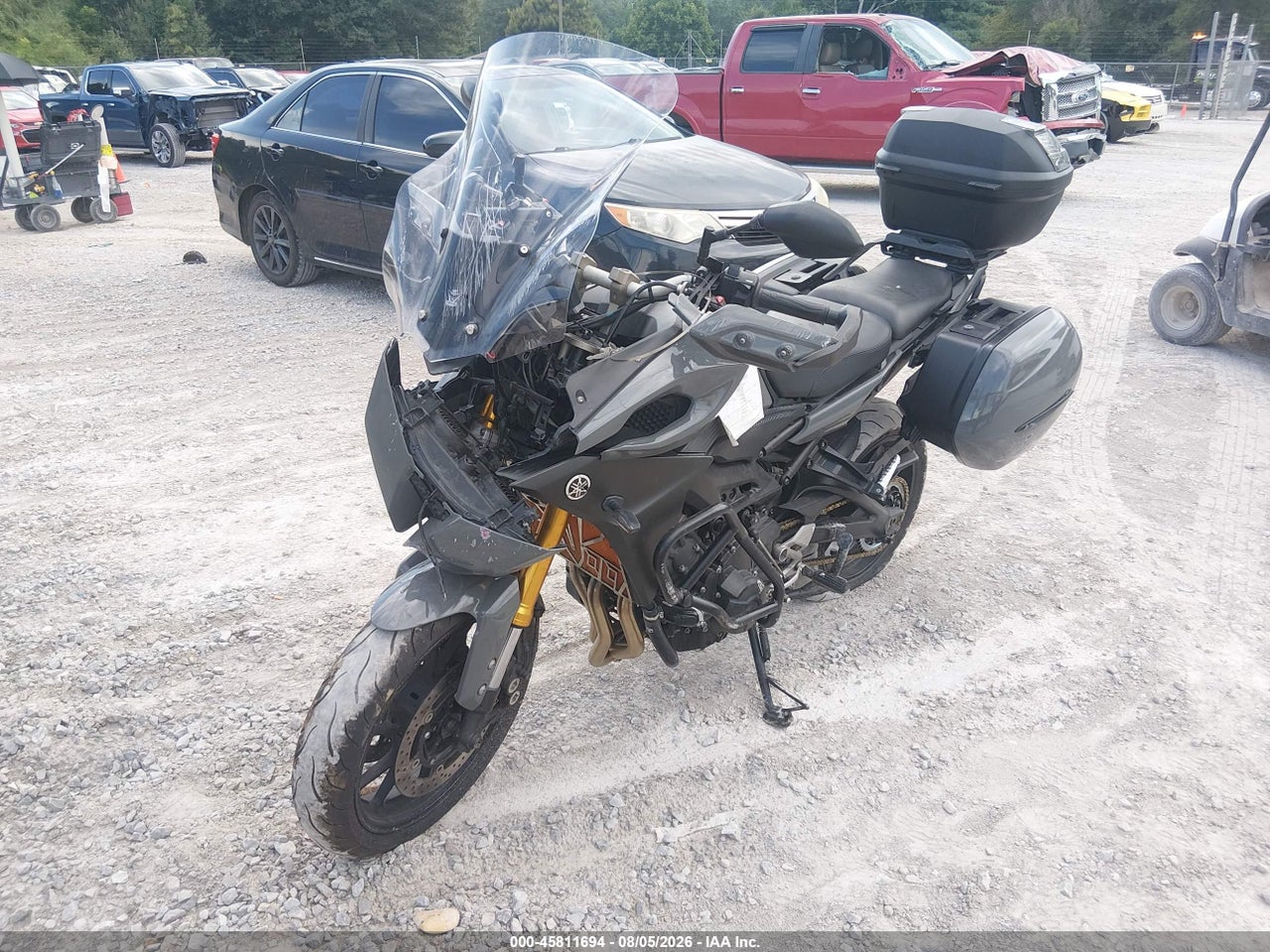 2015 YAMAHA FJ09 · 2/11
