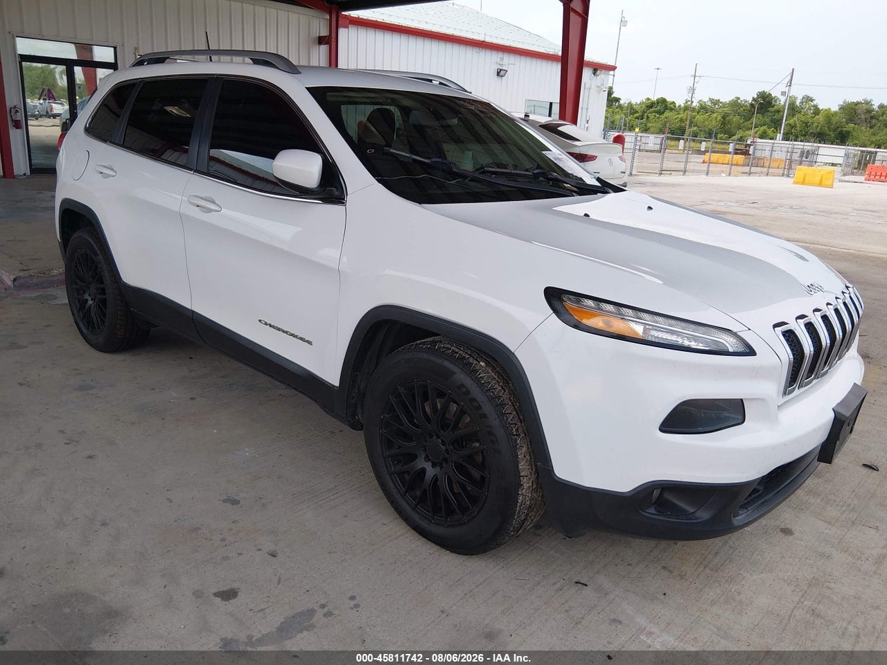 1C4PJLCB2HW****** · 2017 JEEP CHEROKEE LATITUDE