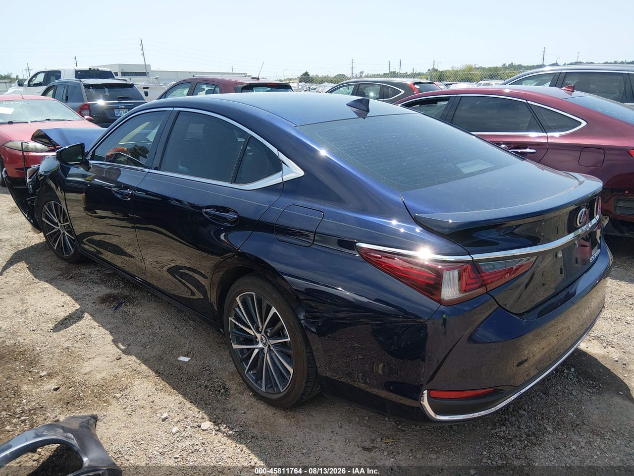 2025 LEXUS ES 300H · 3/10