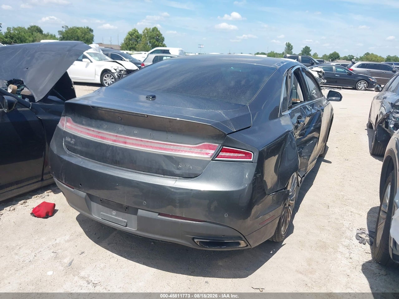 2016 LINCOLN MKZ · 4/11