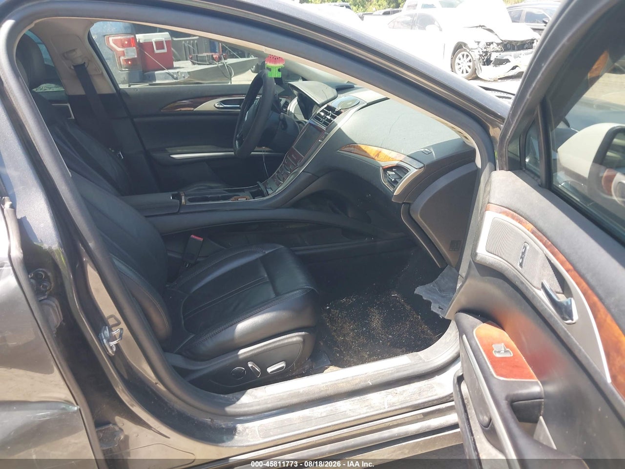 2016 LINCOLN MKZ · 5/11