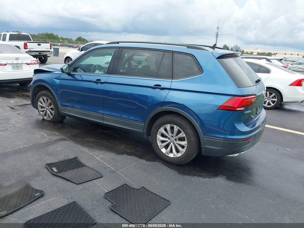 2020 VOLKSWAGEN TIGUAN 2.0T S · 3/10