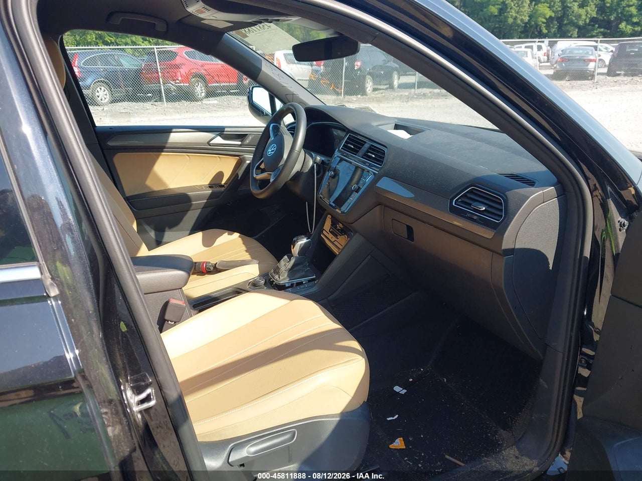 2024 VOLKSWAGEN TIGUAN 2.0T SE/2.0T WOLFSBURG EDITION · 5/11