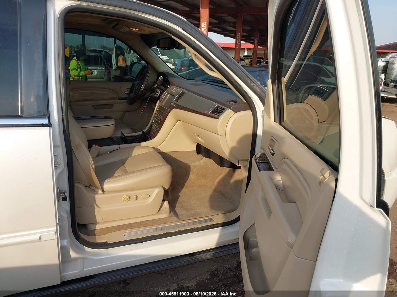 2012 CADILLAC ESCALADE PREMIUM · 5/11