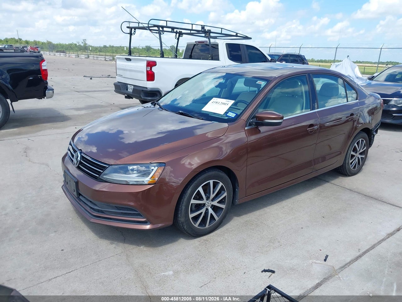 2017 VOLKSWAGEN JETTA 1.4T SE · 2/11