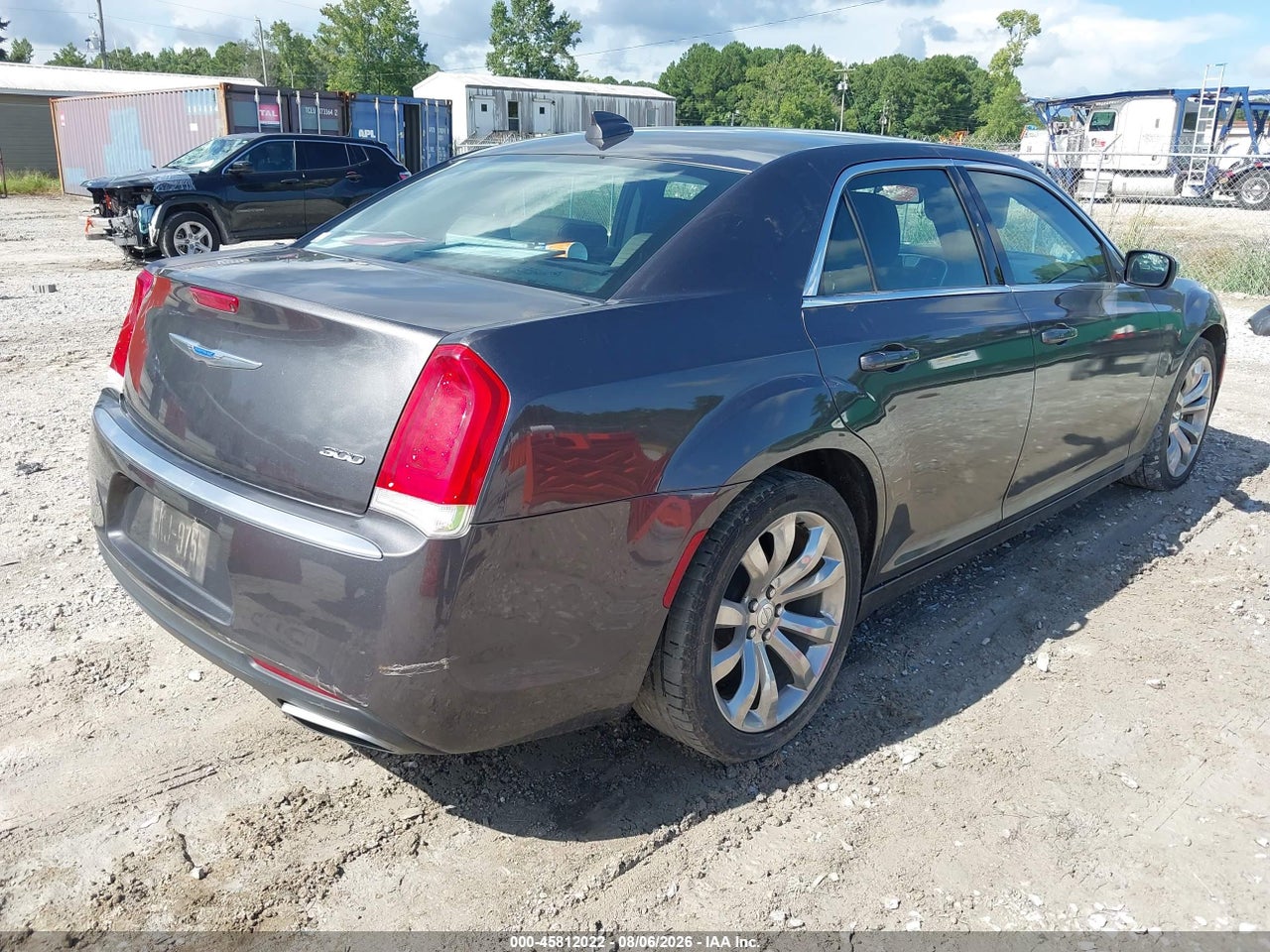 2C3CCAAG2JH****** · 2018 CHRYSLER 300 TOURING · 4/11