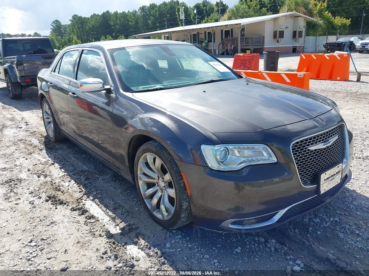 2C3CCAAG2JH****** · 2018 CHRYSLER 300 TOURING