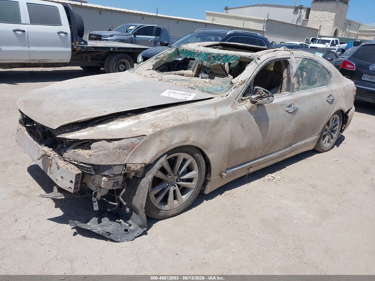 2015 LEXUS LS 460 · 2/10