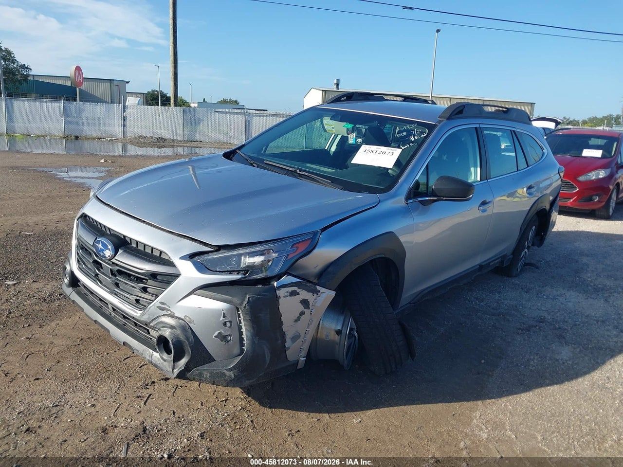 2025 SUBARU OUTBACK · 2/10