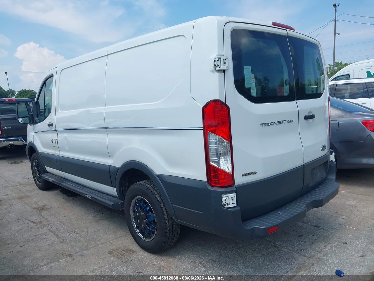 2015 FORD TRANSIT-250   · 3/11
