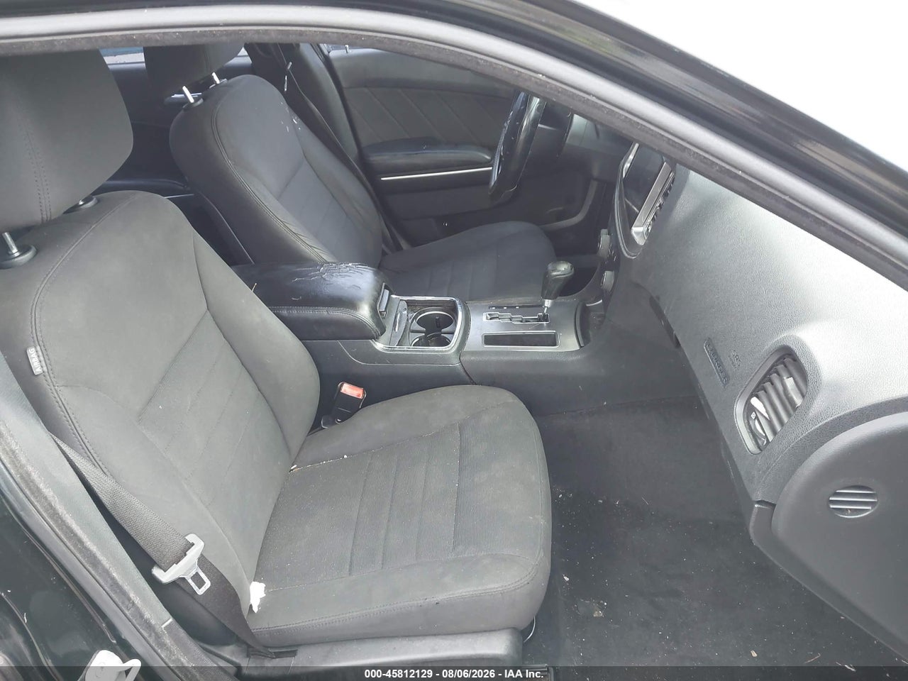 2013 DODGE CHARGER SE · 5/11