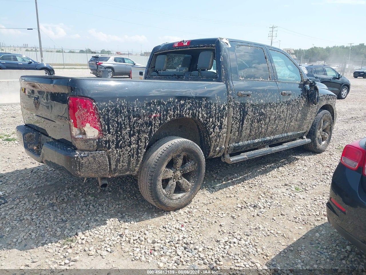 2017 RAM 1500 EXPRESS  4X4 5'7 BOX · 4/11