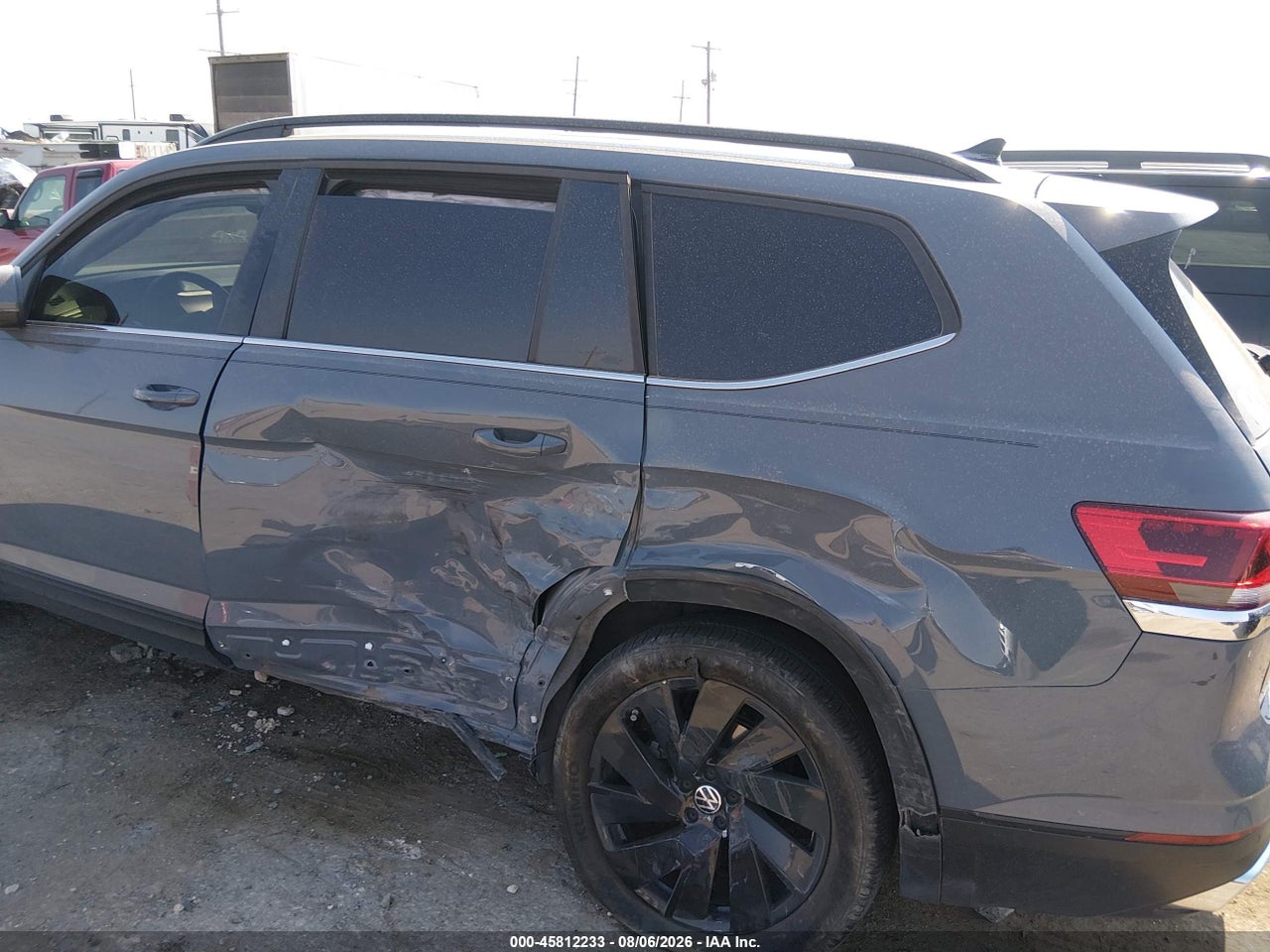 2025 VOLKSWAGEN ATLAS 2.0T SE W/TECHNOLOGY · 6/10