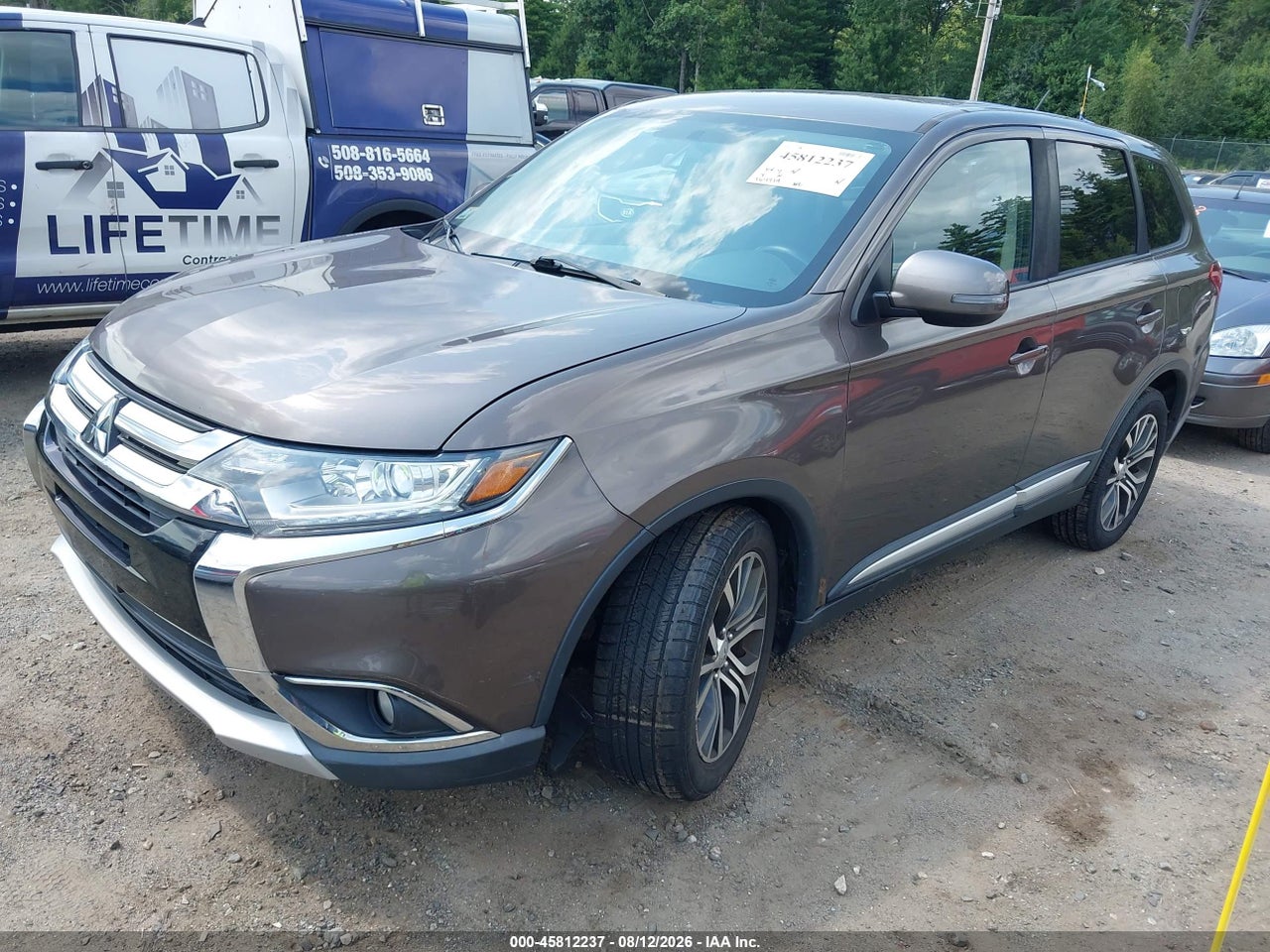 2016 MITSUBISHI OUTLANDER SE · 2/11