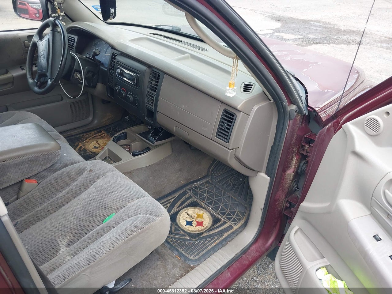 2001 DODGE DAKOTA SLT/SPORT · 5/11