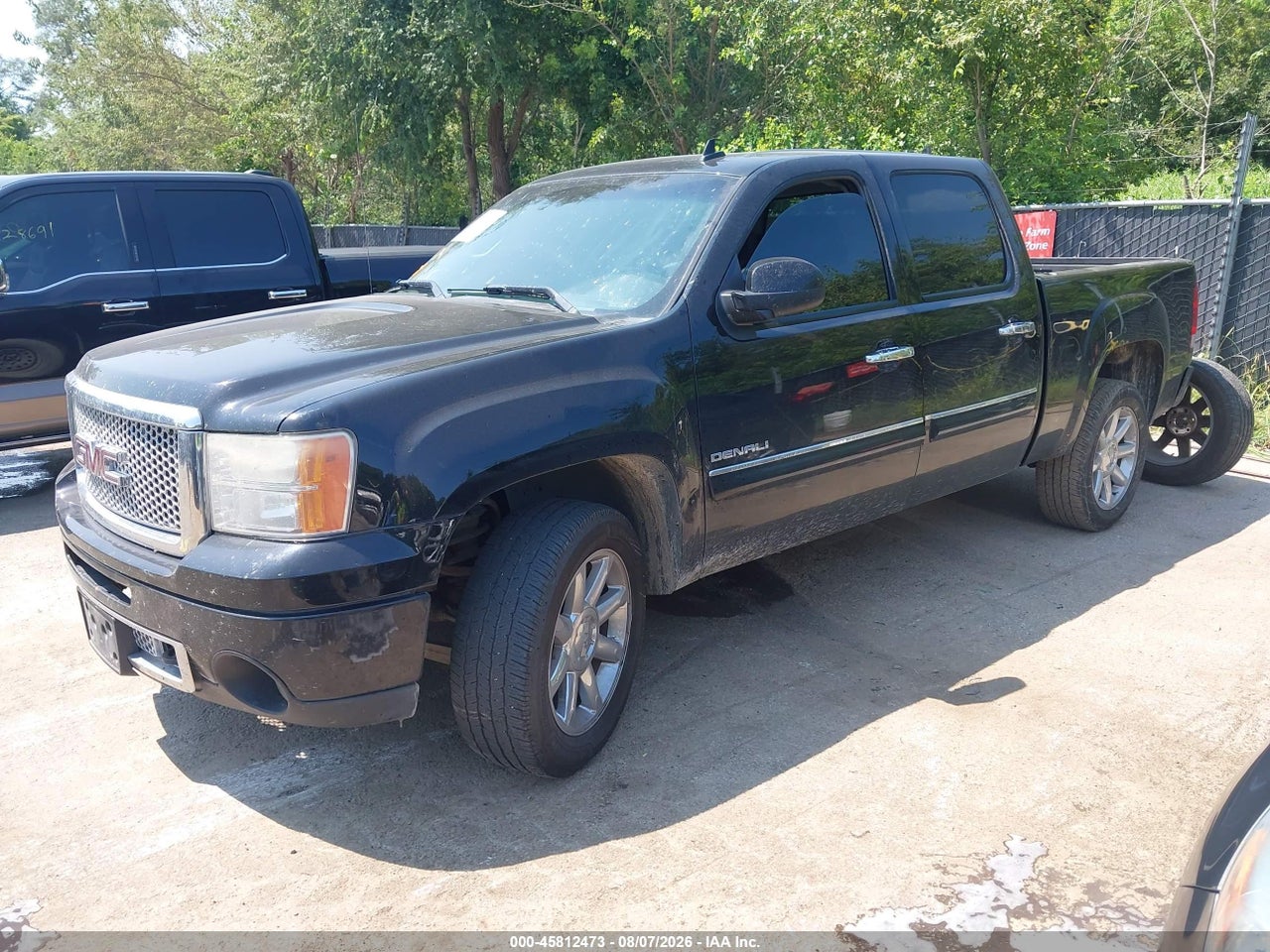 2011 GMC SIERRA 1500 DENALI · 2/11