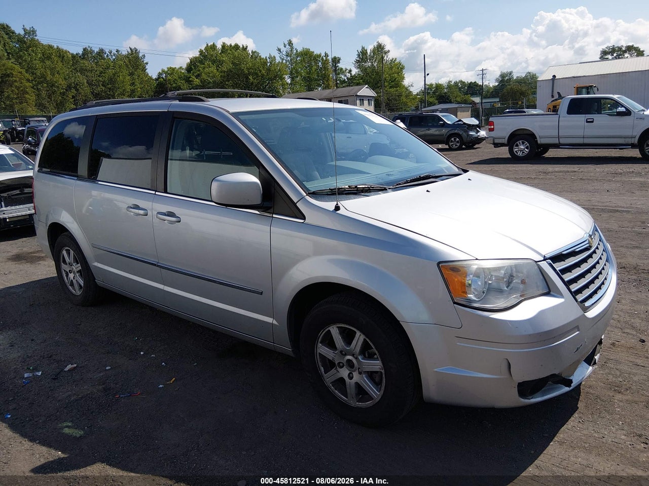 2A4RR5D12AR****** · 2010 CHRYSLER TOWN &amp; COUNTRY TOURING