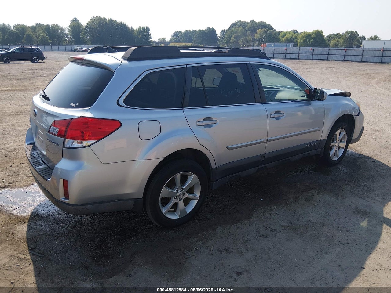 2014 SUBARU OUTBACK 2.5I LIMITED · 4/11