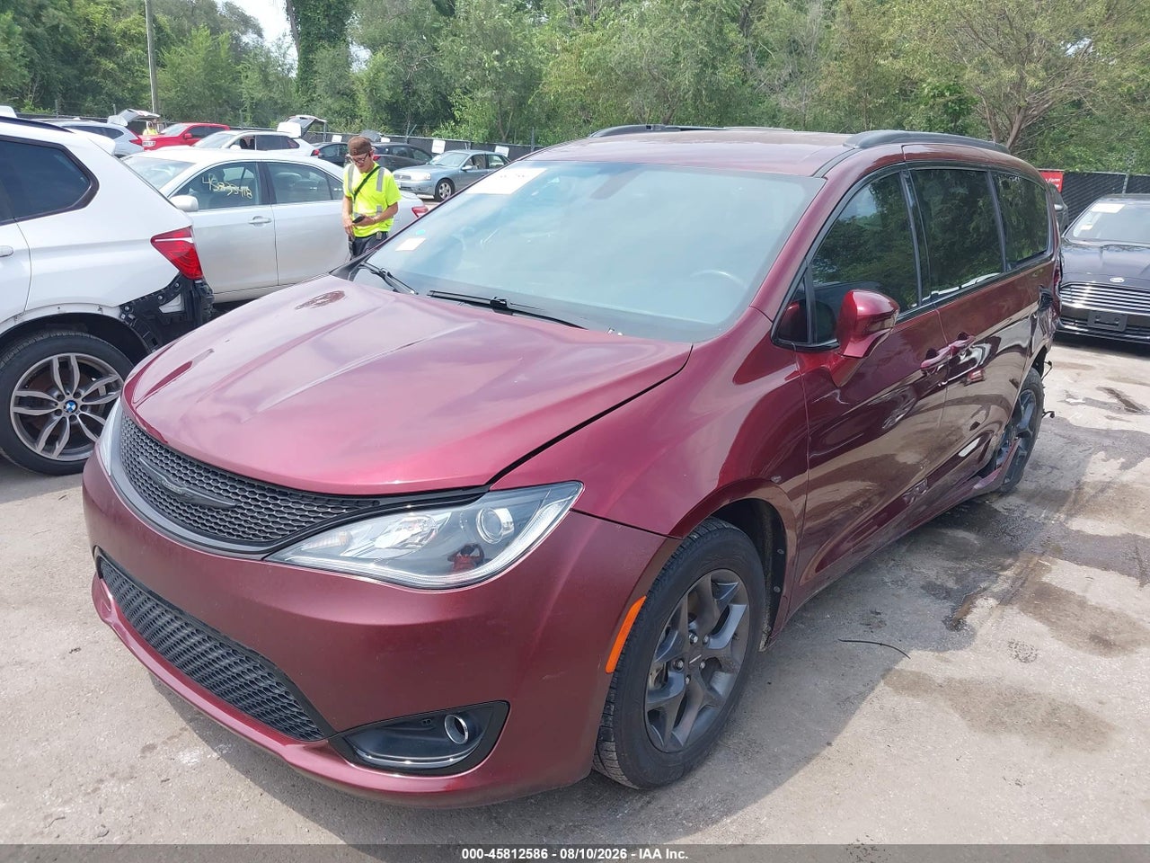 2019 CHRYSLER PACIFICA TOURING L · 2/11