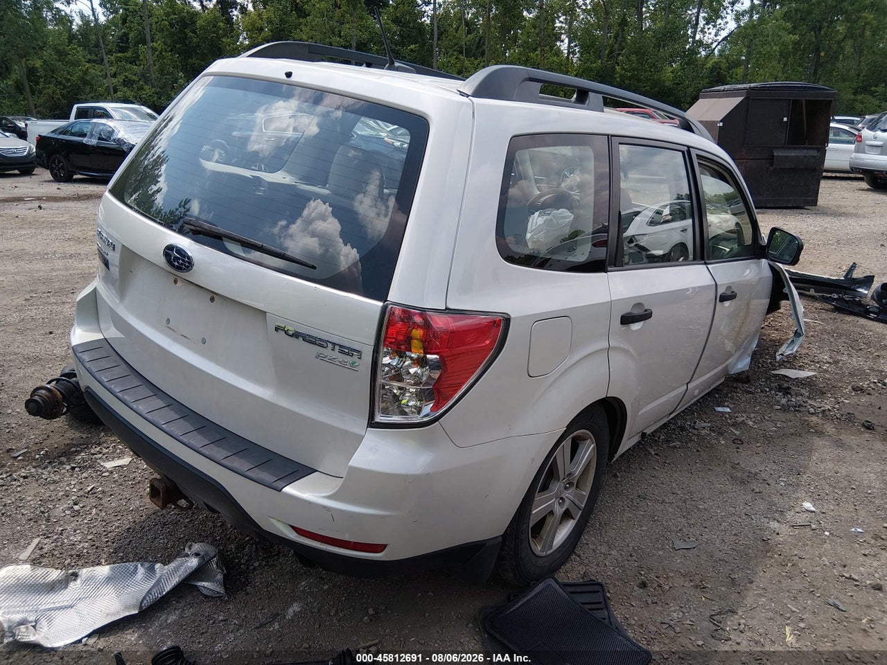 2013 SUBARU FORESTER 2.5X · 4/11