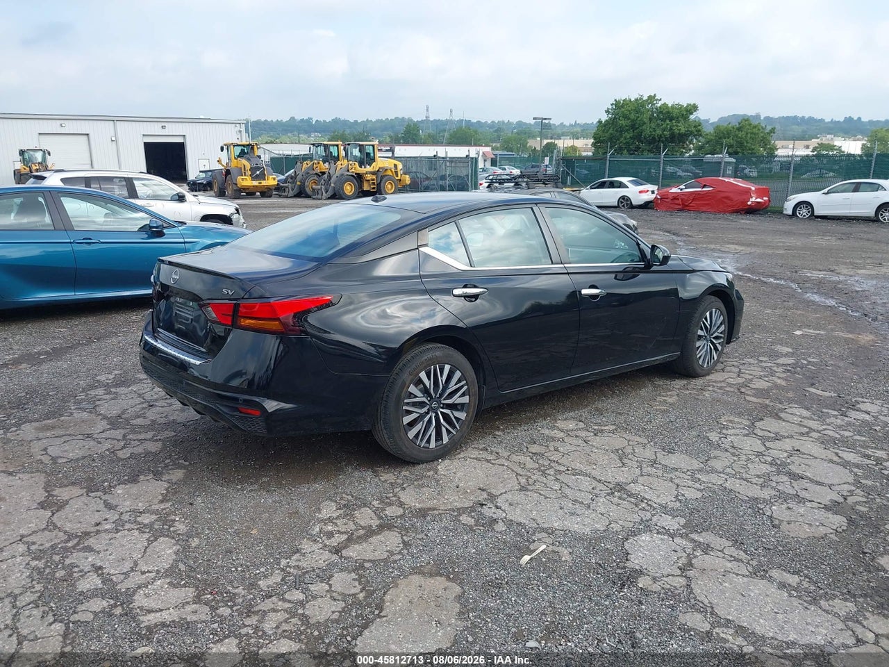 1N4BL4DV0PN****** · 2023 NISSAN ALTIMA SV FWD · 4/10