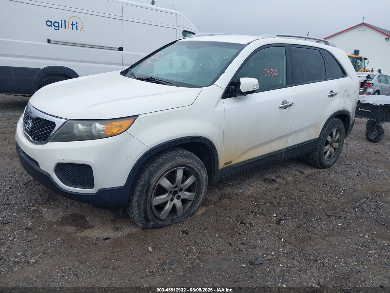 2013 KIA SORENTO LX V6 · 2/11