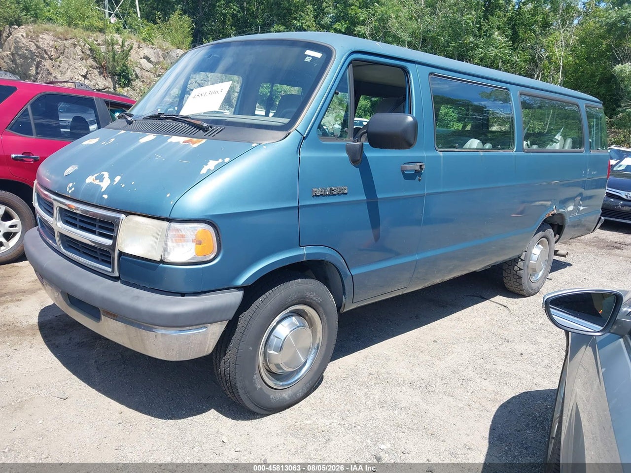 1994 DODGE RAM WAGON B350 · 2/11