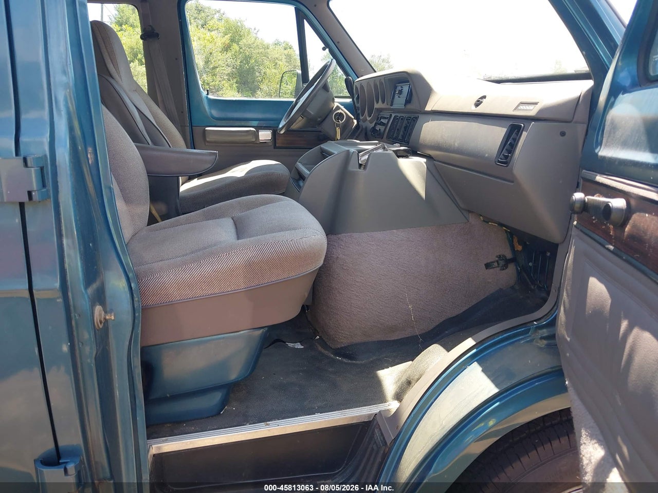 1994 DODGE RAM WAGON B350 · 5/11