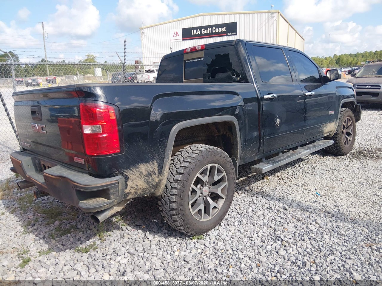 2015 GMC SIERRA 1500 SLT · 4/11