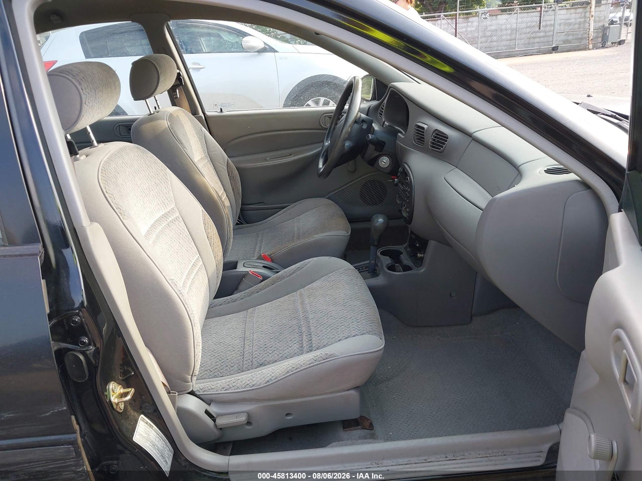 1998 FORD ESCORT SE · 5/11