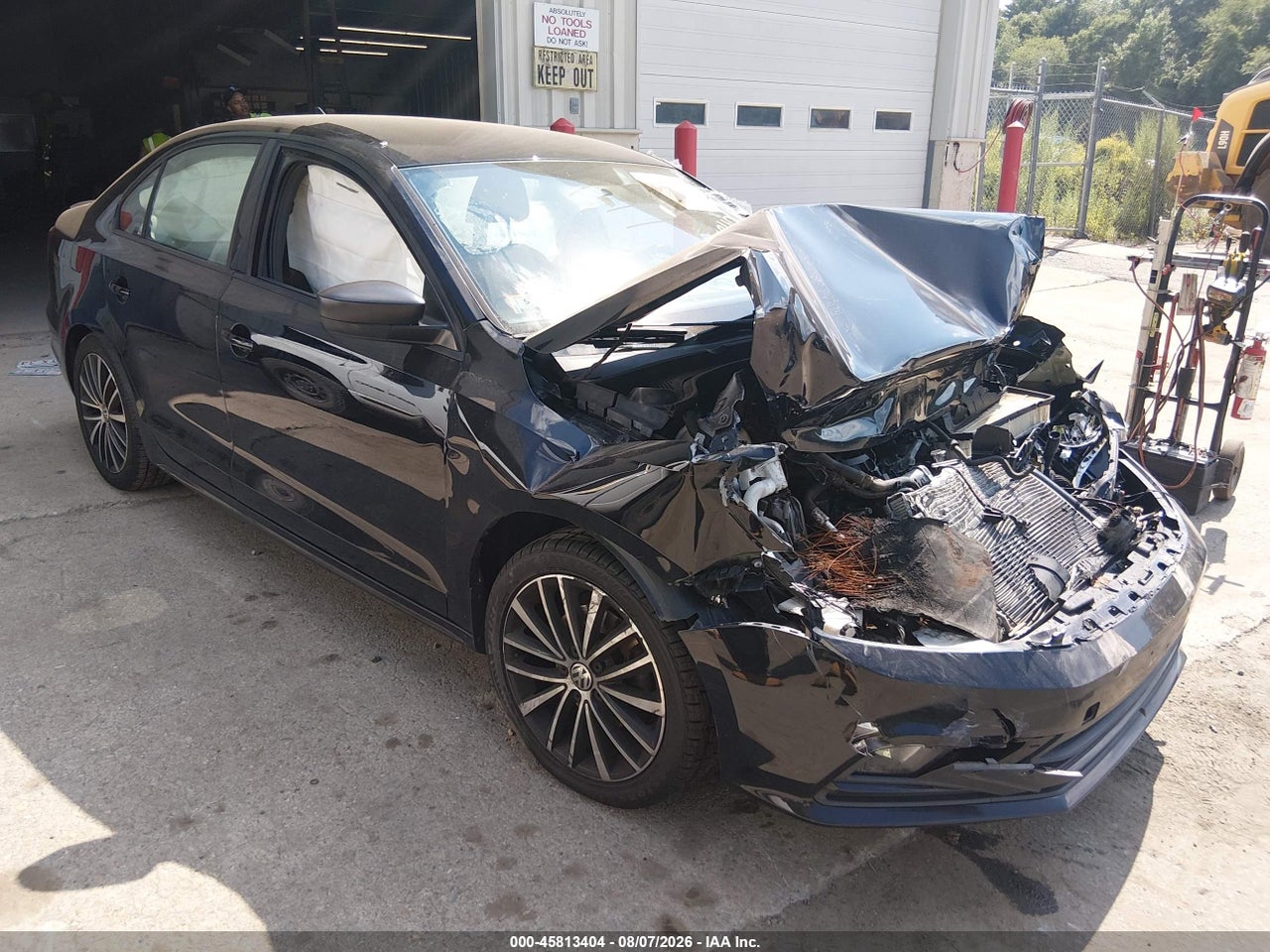 3VWD17AJ8GM****** · 2016 VOLKSWAGEN JETTA 1.8T SPORT