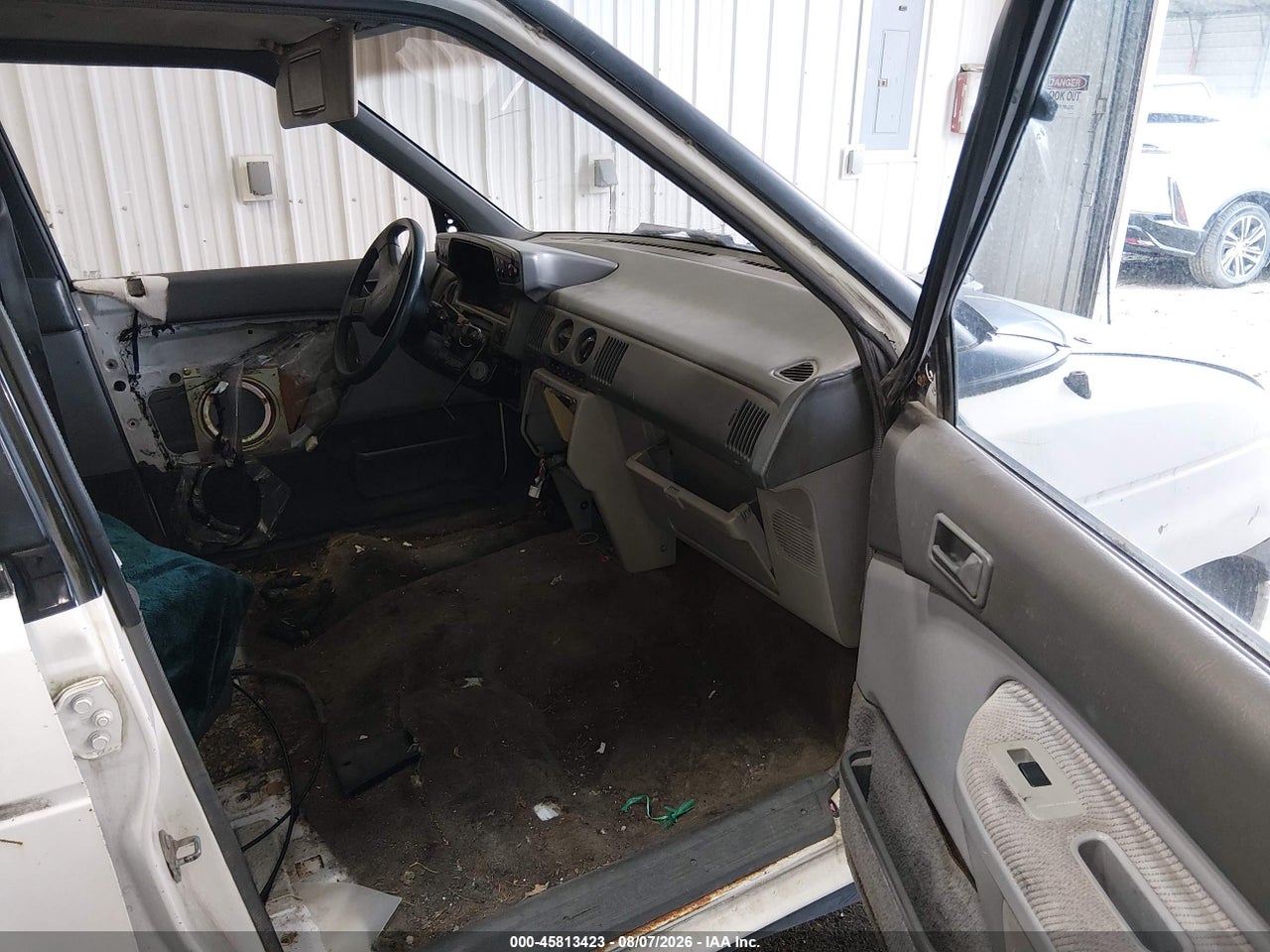1992 MAZDA MPV WAGON · 5/10