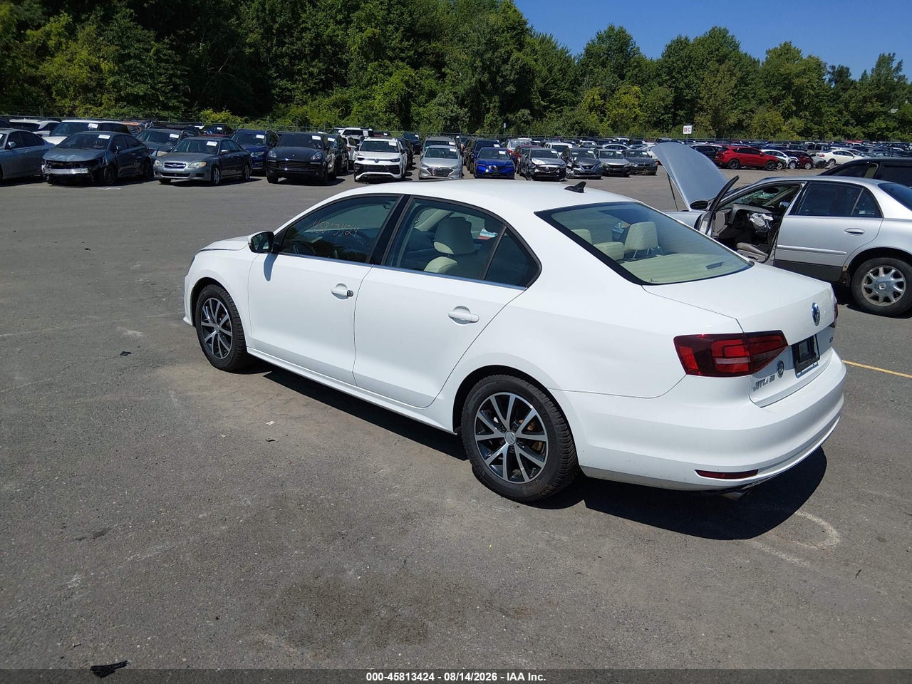 2017 VOLKSWAGEN JETTA 1.4T SE · 3/11