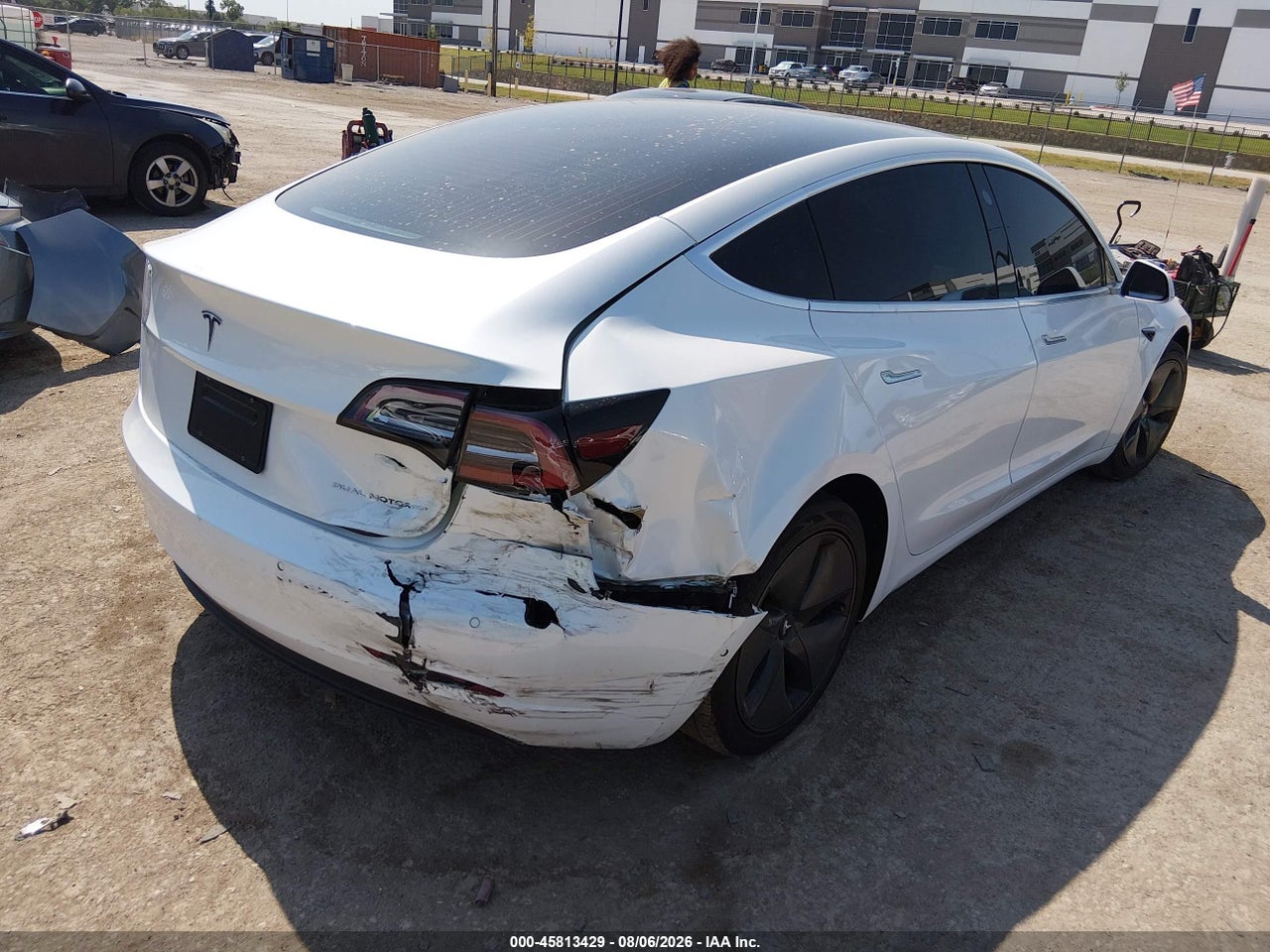 2019 TESLA MODEL 3 LONG RANGE/PERFORMANCE · 4/9