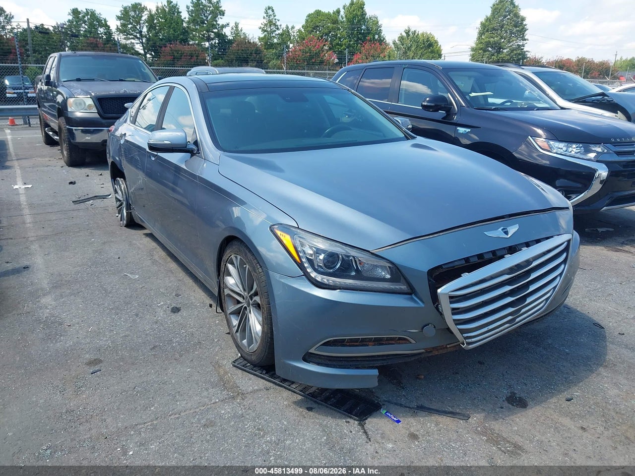 KMHGN4JE5FU****** · 2015 HYUNDAI GENESIS 3.8