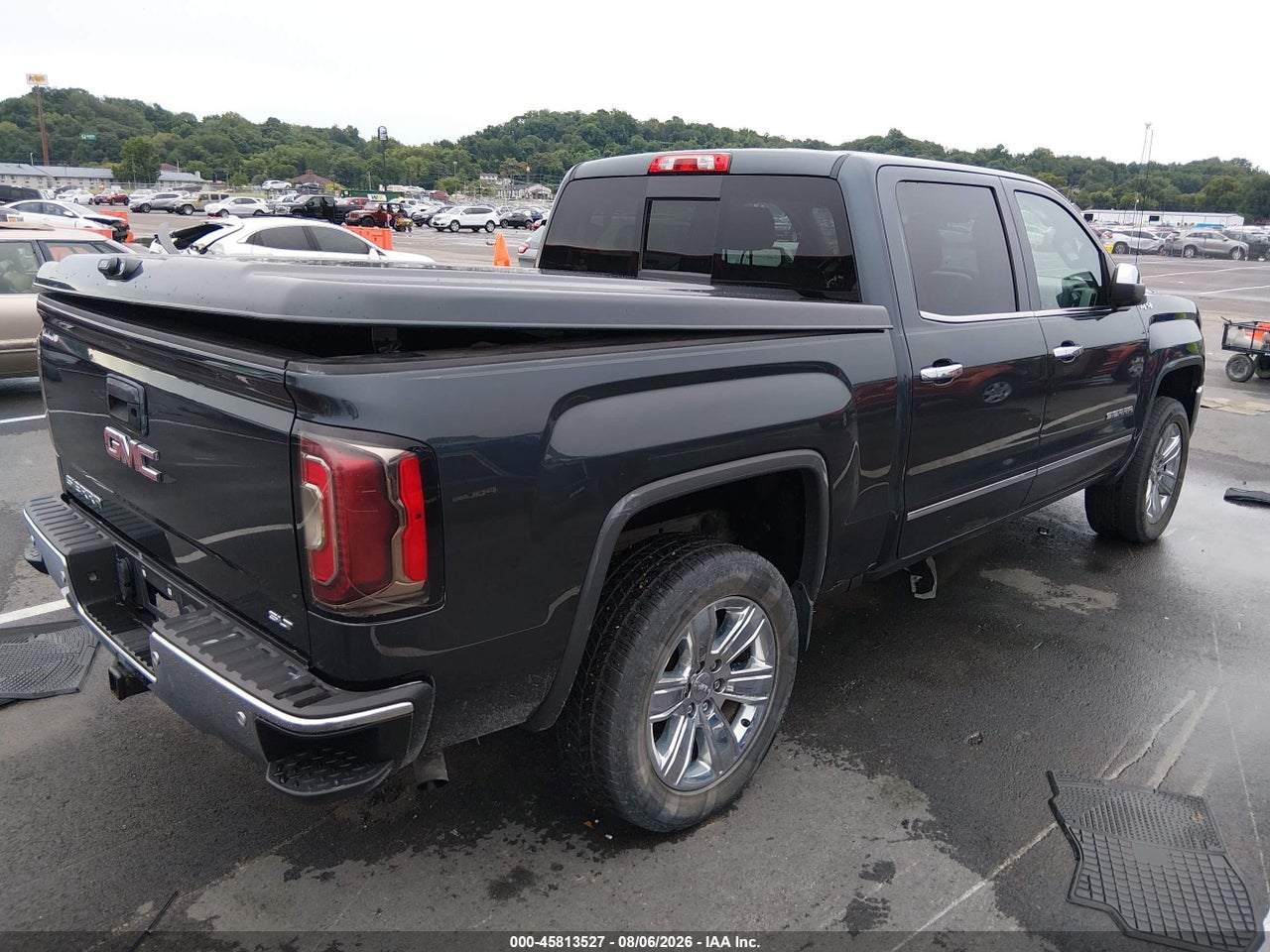 2017 GMC SIERRA 1500 SLT · 4/11