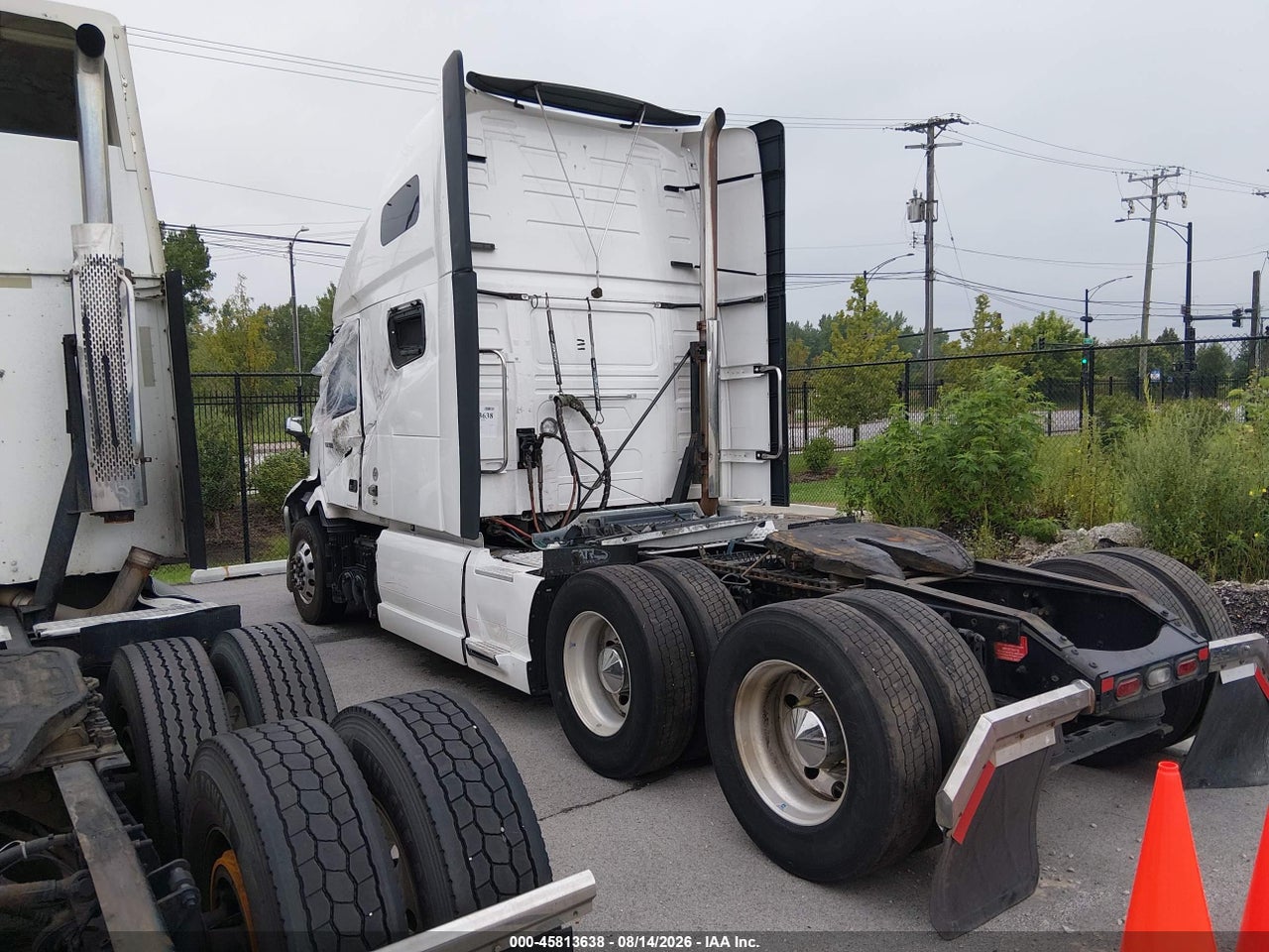 2020 VOLVO VNL · 3/10